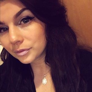 Meet your Posher, Lilli